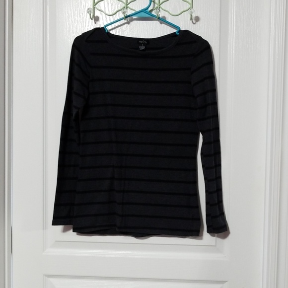 35charcoal Gray Striped Shirt By Rue 21 